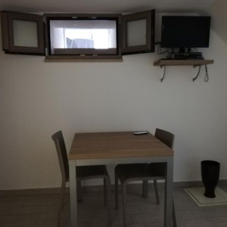 Casa Dante Bed&Breakfast Mattinata Bagian luar foto