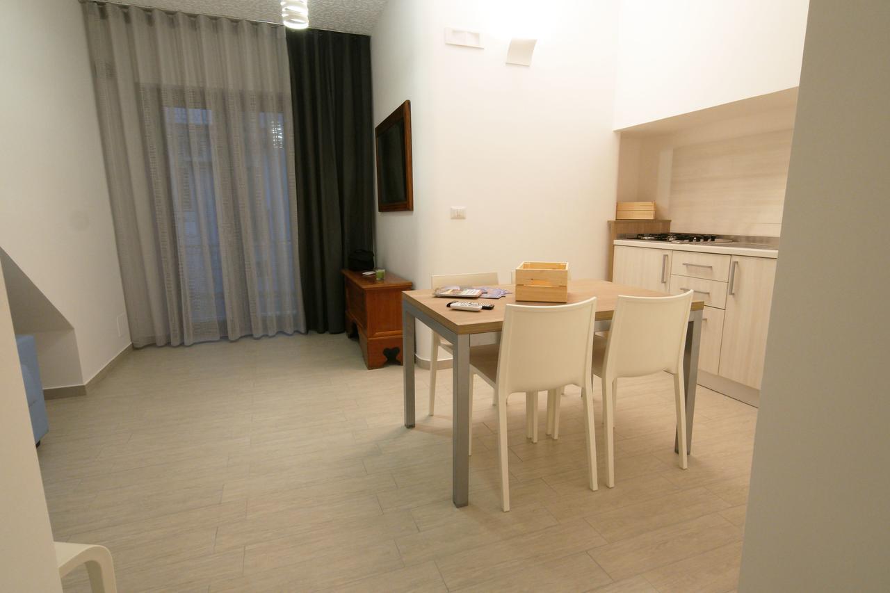 Casa Dante Bed&Breakfast Mattinata Bagian luar foto