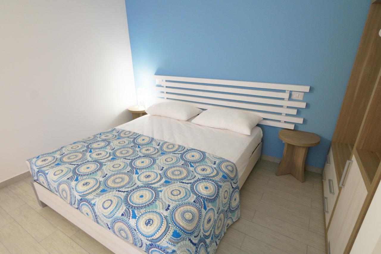Casa Dante Bed&Breakfast Mattinata Bagian luar foto